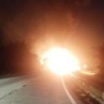 Vídeo: carreta pega fogo na Fernão Dias após ser atingida por outro veículo de carga em MG