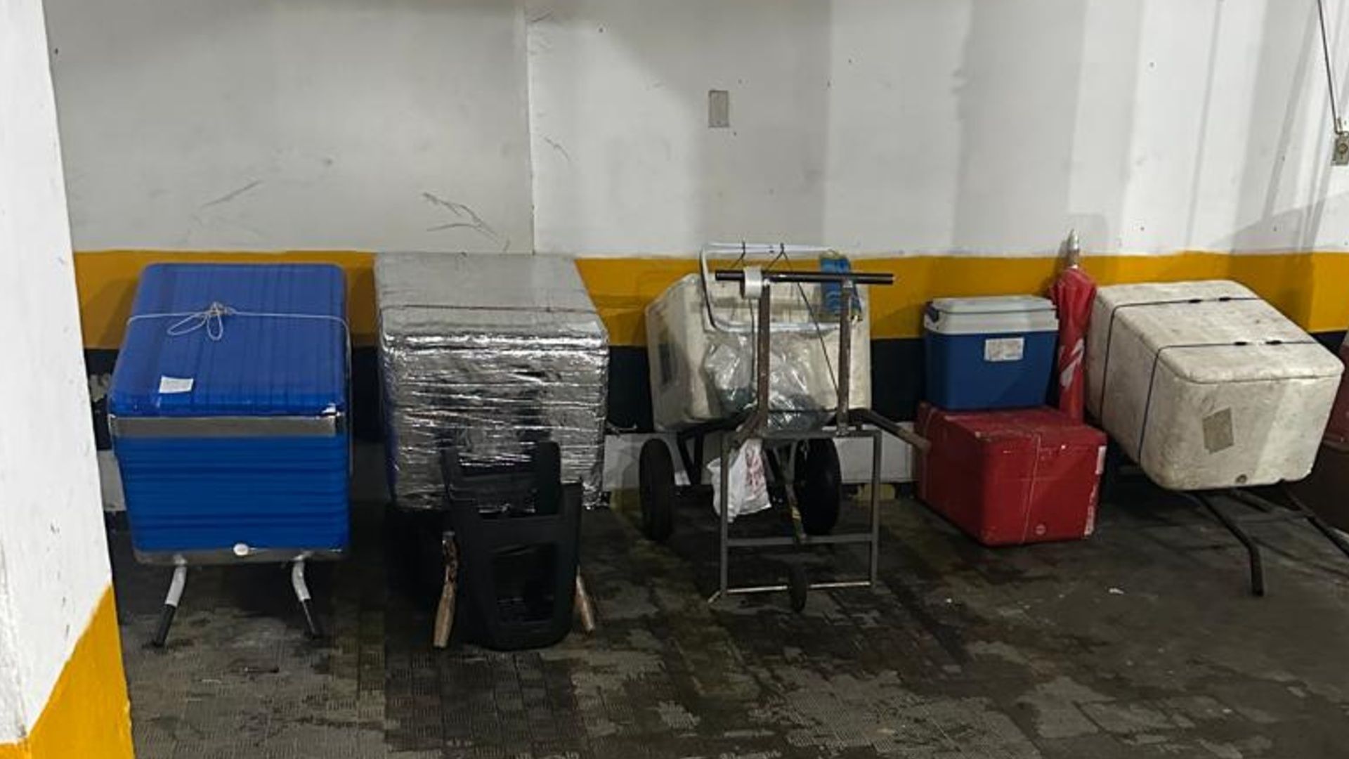 Empresário adapta estacionamento para receber ambulantes no Carnaval de BH