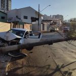 Motorista que danificar poste da Cemig em acidente pode ter que pagar até R$ 10 mil; entenda 