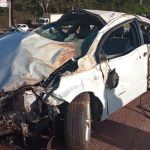 Carro capota e deixa dois mortos e fecha a BR-040, em Nova Lima