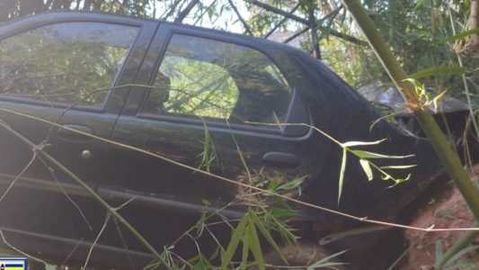 Carro desceu via desgovernado e caiu em ribanceira no Centro-Oeste
