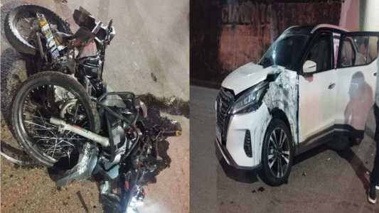Carro e moto ficaram danificados com a batida