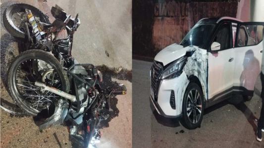 Carro e moto ficaram danificados com a batida