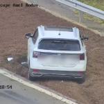 Carro entra na área de escape e fica preso por quase 3h no Anel Rodoviário, em BH