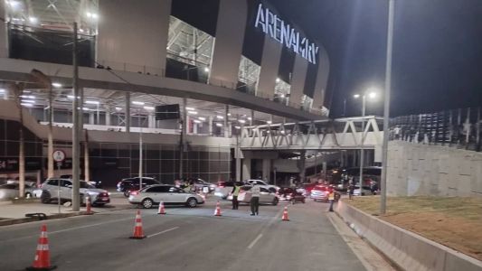 Carro estava em uma rua no entorno da Arena MRV