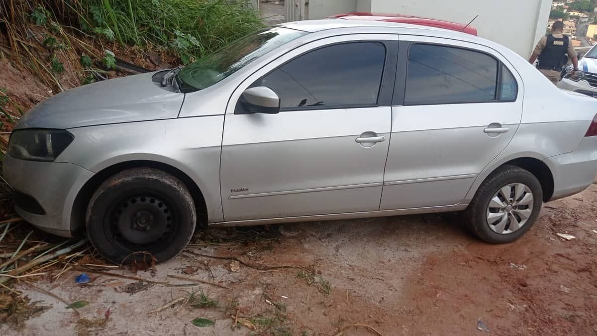 Motorista de aplicativo busca passageiros em baile funk e tem carro roubado na Grande BH