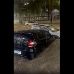 Vídeo: chuva em BH faz carro boiar e fotógrafo 'segura veículo na mão'