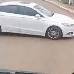 Vídeo: carro persegue carreta na BR-381 e caminhoneiro pede socorro à PRF: 'o que eu faço'?