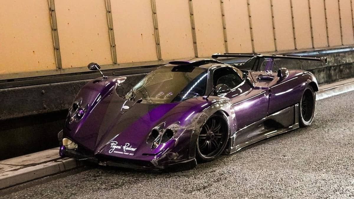 Supercarro de R$ 46 milhões que pertenceu a Lewis Hamilton fica destruído em acidente  