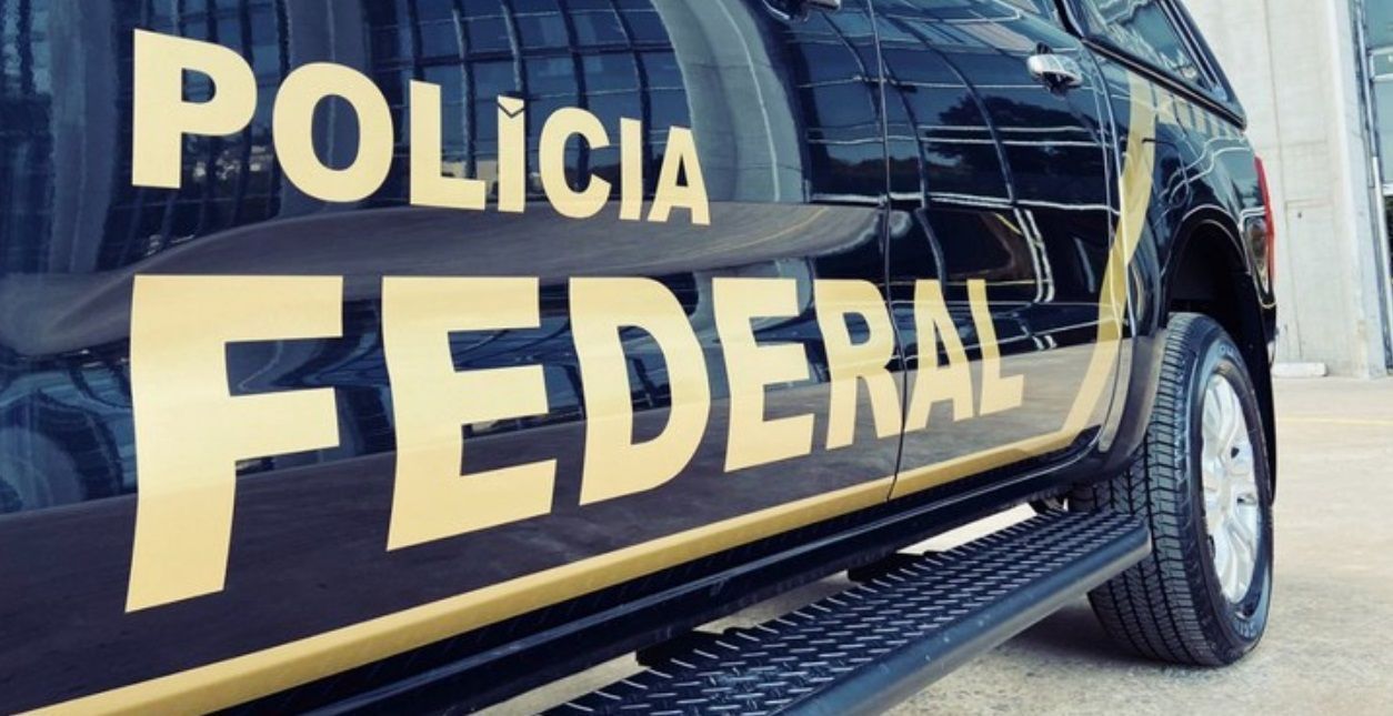 Hacker suspeito de invadir sites do Senado, Exército e TSE é preso pela PF