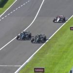 Hamilton é multado por atravessar pista a pé no GP do Catar após acidente com Russell 