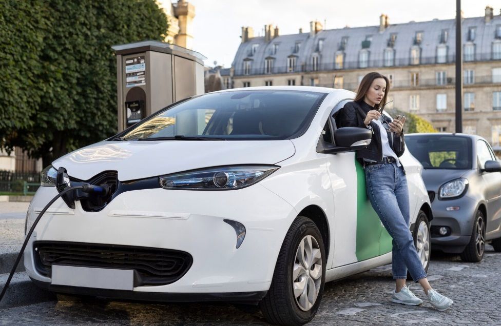 Minerais estratégicos impulsionam a fabricação de carros elétricos