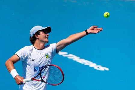 João Fonseca durante treino da equipe brasileira de tênis