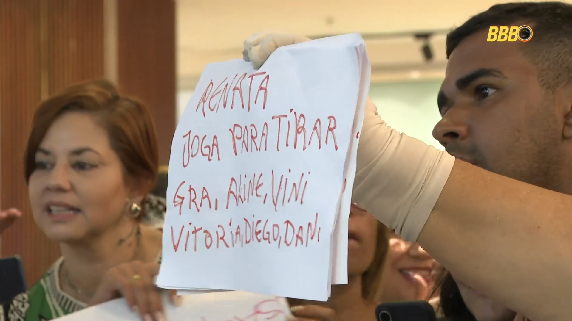 BBB 25: Renata diz o que vai fazer com fofocas da Casa de Vidro e decepciona