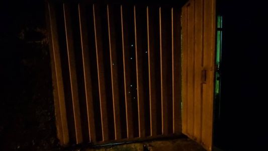 Casa fica na rua Ipê Amarelo, bairro Santa Fructuosa