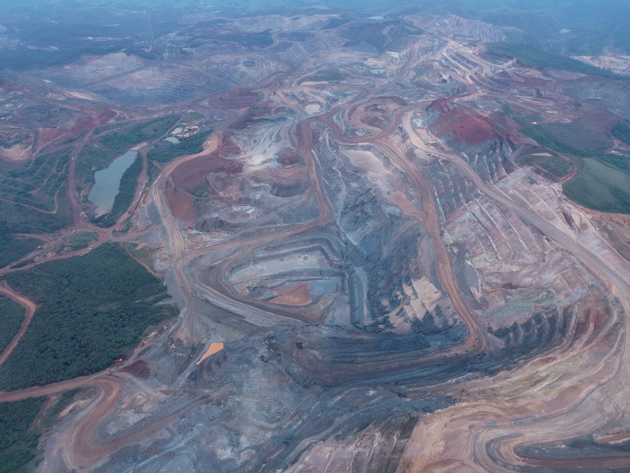 Vistorias apontam carreamento de resíduos em área da CSN Mineração em Congonhas