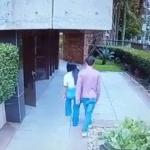 Apartamento de luxo é invadido e roubado em BH; dupla é suspeita de levar joias e dólares