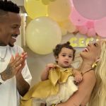 Éder Militão comemora 'mesversário' da filha junto da ex-namorada