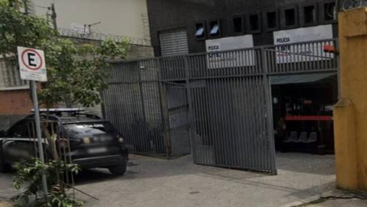 Casal foi levado para a Delegacia da Mulher
