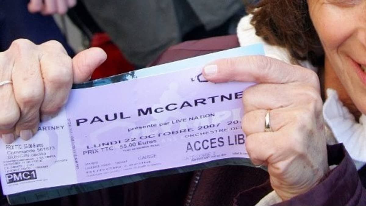 Itaú é condenado a indenizar casal que comprou ingressos falsos para show de Paul McCartney
