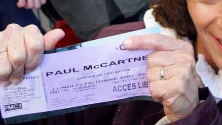 Casal perdeu R$ 850,00 ao comprar ingressos falsos para show de ex-Beatle