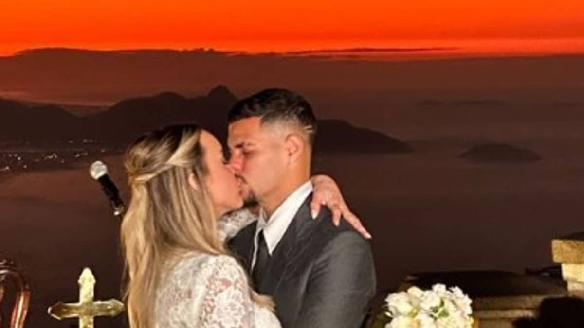Bruno Guimarães se casa em cerimônia no Cristo Redentor