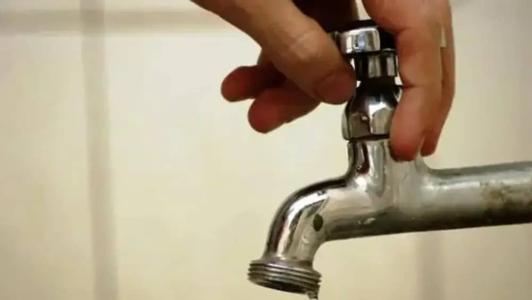 Casas e apartamentos com caixas d'água podem não sofrer com a falta de água