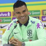 Casemiro revela expectativa otimista pela estreia de Diniz na Seleção