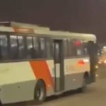 Vídeo: motorista abandona ônibus no meio de avenida e vai embora em outro coletivo
