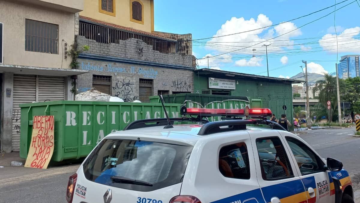Mulher procurada por abandonar crianças em BH fez filha e neta trabalharem em troca de comida