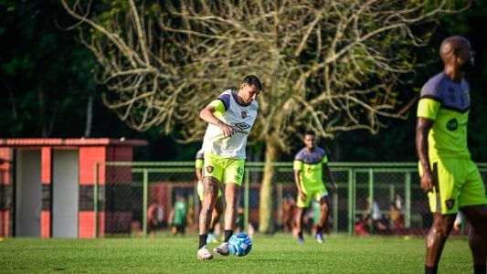 Caso Jorginho não jogue, Alan Ruiz surge como opção para o meio de campo