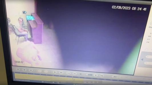 Caso Victor Meyniel: saiba como estão as investigações sobre as agressões ao ator.
