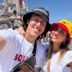 Cássio, do Cruzeiro, curte férias com a família na Disney de Paris; veja fotos