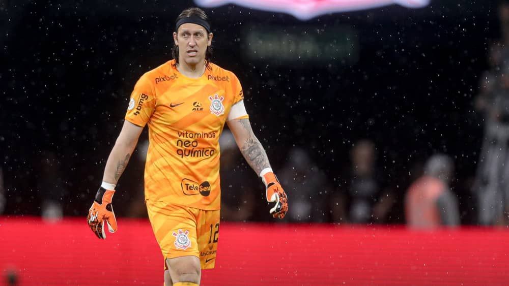 Cássio desabafa sobre pênalti do Corinthians contra o Santos: 'Só o Daronco viu'