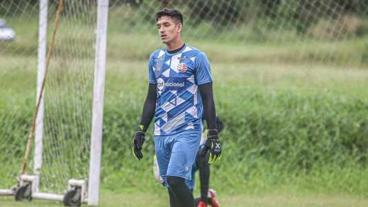 Cassio estava emprestado ao Náutico
