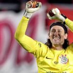 Após classificação sofrida, colunista exalta Cássio: 'Maior da história'