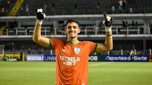 Cássio foi titular do América na campanha da Copinha