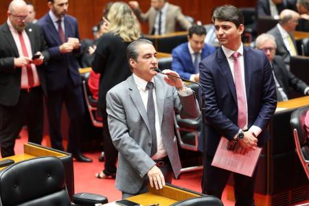 Deputados João Magalhães (MDB) e Cássio Soares (PSD).