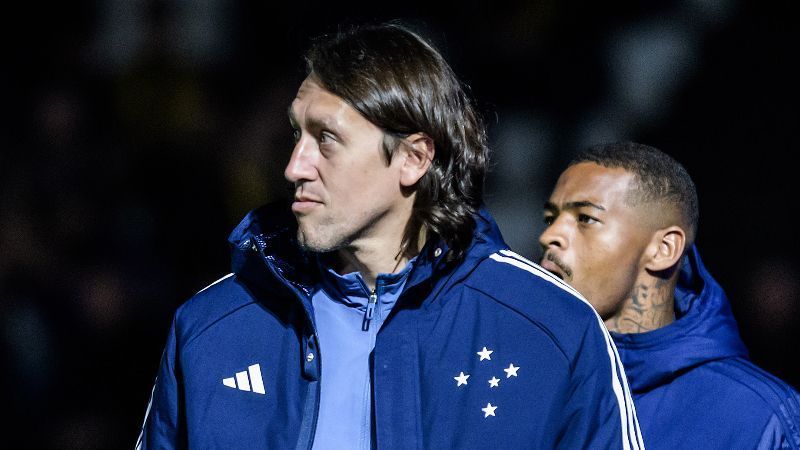 Jogador do Cruzeiro mostra animação com reforços: 'Time para brigar lá em cima'