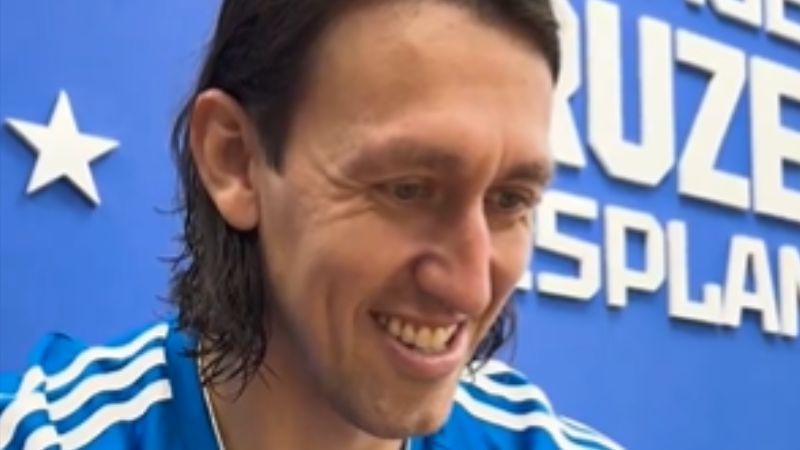 Cássio reage a vídeo de torcedora do Corinthians que 'virou folha' pelo Cruzeiro
