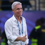 Atlético se reúne com Luís Castro, e português espera proposta para definir futuro