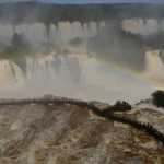 Bombeiros encontram corpo de turista que caiu de passarela nas Cataratas do Iguaçu