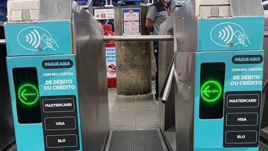 Catracas com NFC devem chegar a 12 estações até o fim do mês