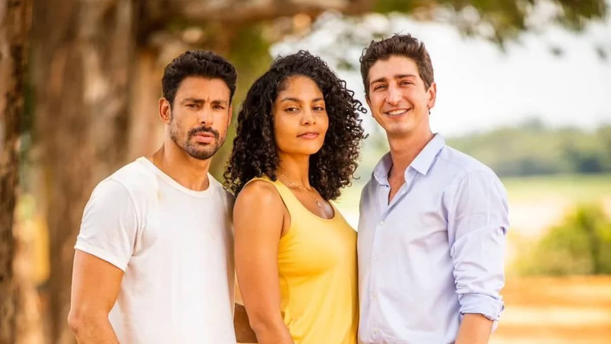 Terra e Paixão: marido de protagonista é morto em emboscada na estreia