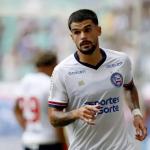 Bahia anuncia extensão de contrato por mais dois anos com o meio-campista Cauly