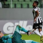 Último Atlético x Flamengo no Horto teve 'olhos em Jesus' e noite dos gringos