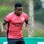 Cazares sofre lesão muscular e vira desfalque no América