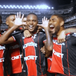 Ex-Cruzeiro revela por que 'provocou' Neymar em comemoração de gol na Vila