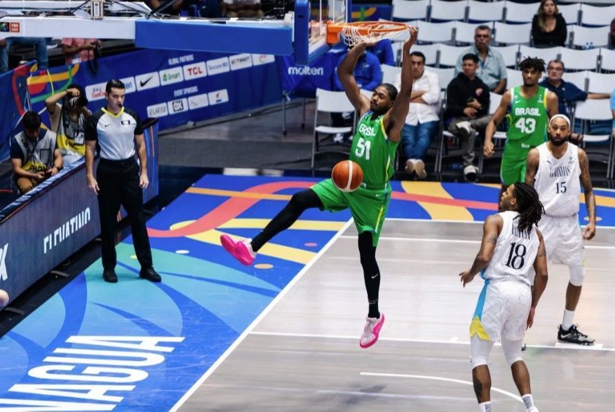 Basquete: Brasil vira contra Bahamas e avança às quartas da AmeriCup