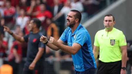 CBF acusou João Martins de xenofobia